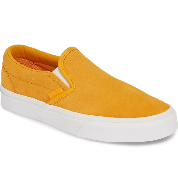 vans soft suede slip on