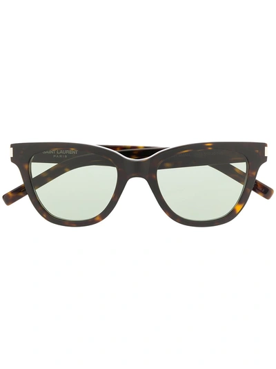 Saint Laurent Cat-eye Frame Sunglasses In 棕色