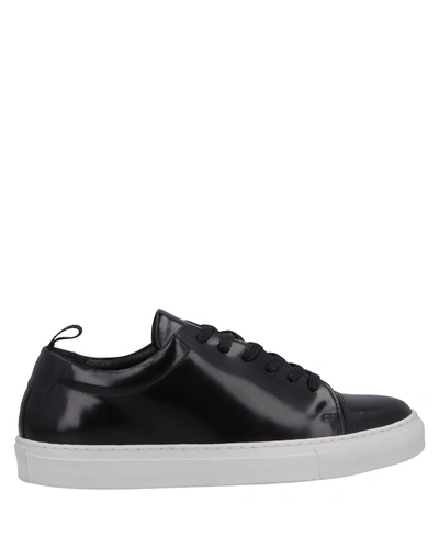 Mackintosh Sneakers In Black