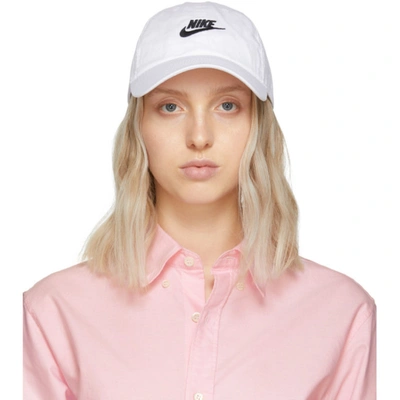 Nike Sportswear Heritage86 Futura Washed Adjustable Back Hat In White