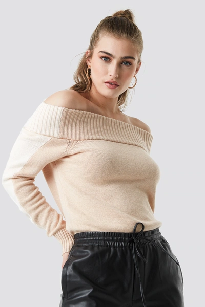 Na-kd Color Block Off Shoulder Sweater Beige In Beige/white
