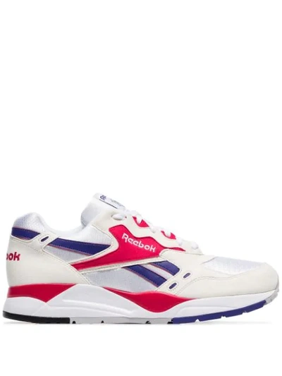 Reebok Panel Running Sneakers In White,fuchsia,purple