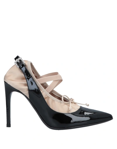 Moschino Pumps In Black