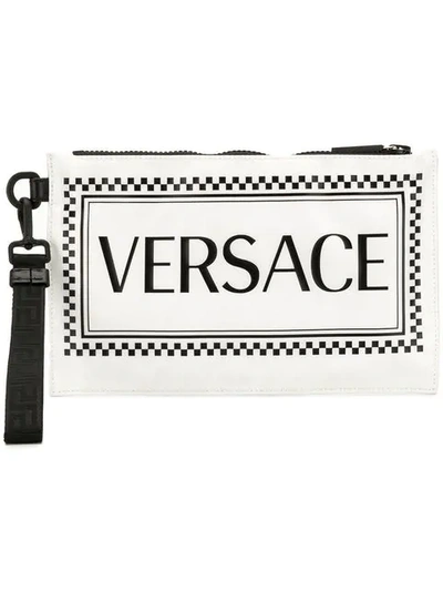 Versace Clutch Mit Logo In Dwnxn Bianco+nero+nero
