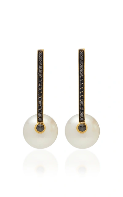 Ara Vartanian 18k Gold And Pearl Earrings In Black/white