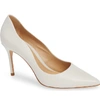 Schutz Analira Scalloped Pump In Pearl Leather