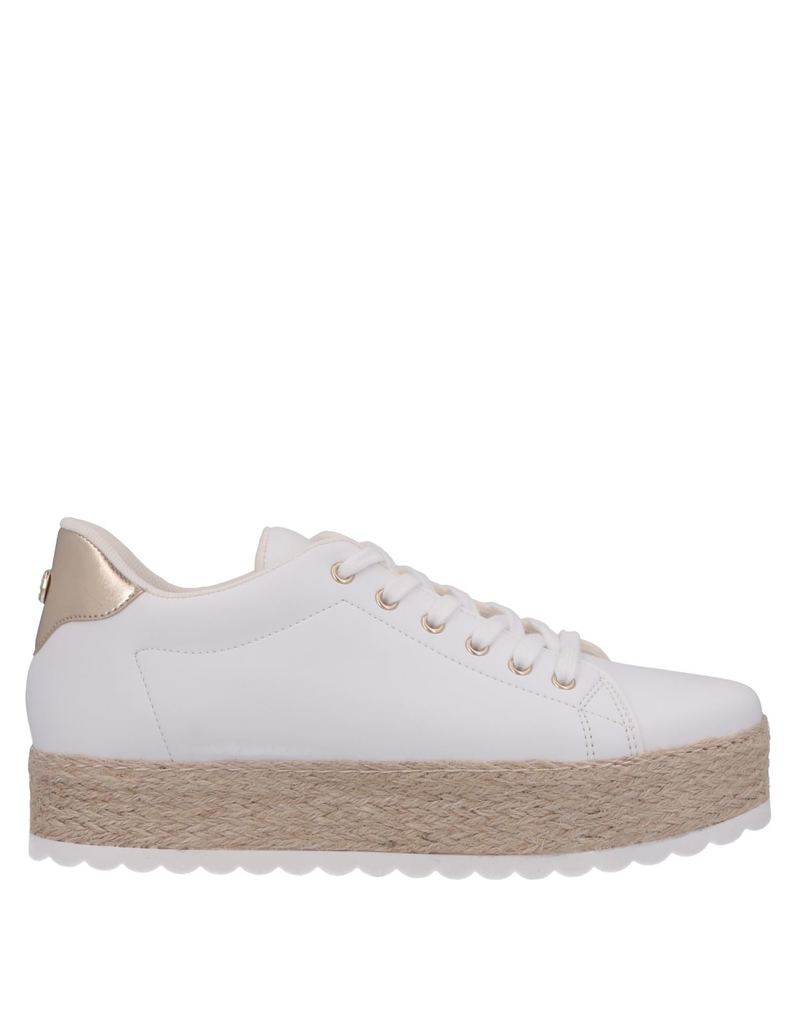 Guess Sneakers In White | ModeSens
