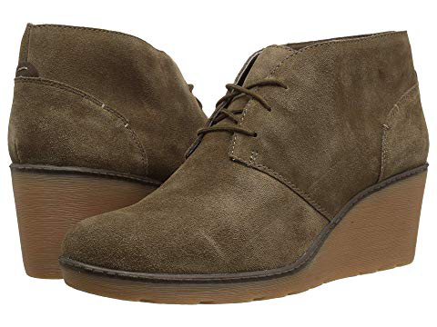 clarks olive suede