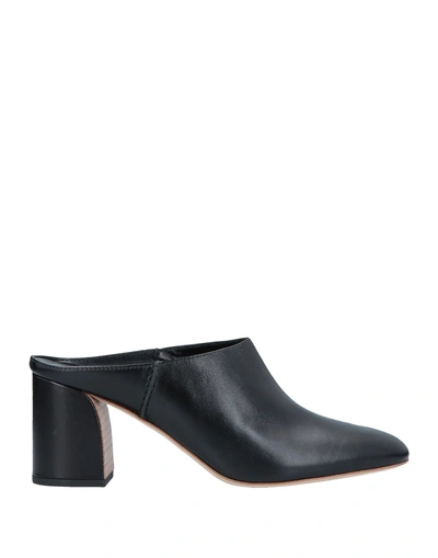 Tod's Leather Mules In Black