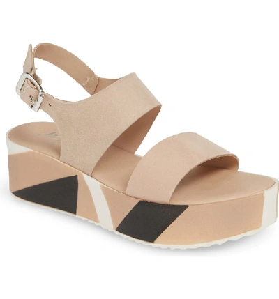 Matisse Geo Platform Sandal In Blush