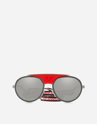 Dolce & Gabbana Madison Up 55mm Round Sunglasses In Black And Red