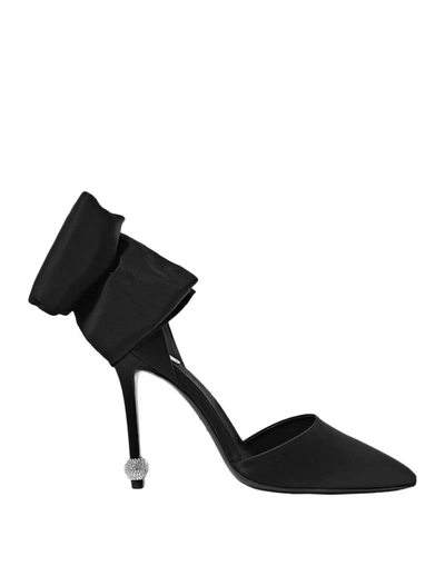 Roger Vivier Pumps In Black