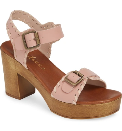 Matisse Twiggy Platform Sandal In Blush