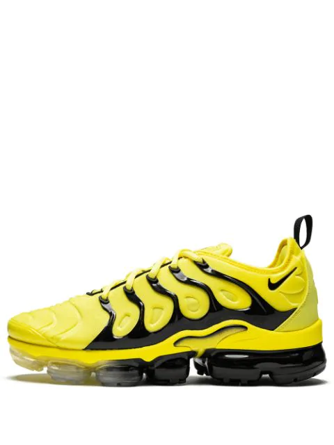 yellow and black vapormax plus