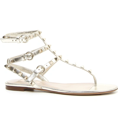 Valentino Garavani Rockstud Metallic Thong In Silver