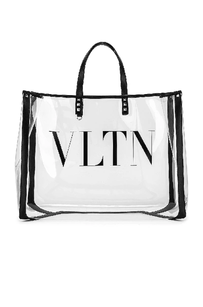 Valentino Garavani Grande Plage Vltn Logo Clear Polymeric Tote Bag In Transparent & Nero