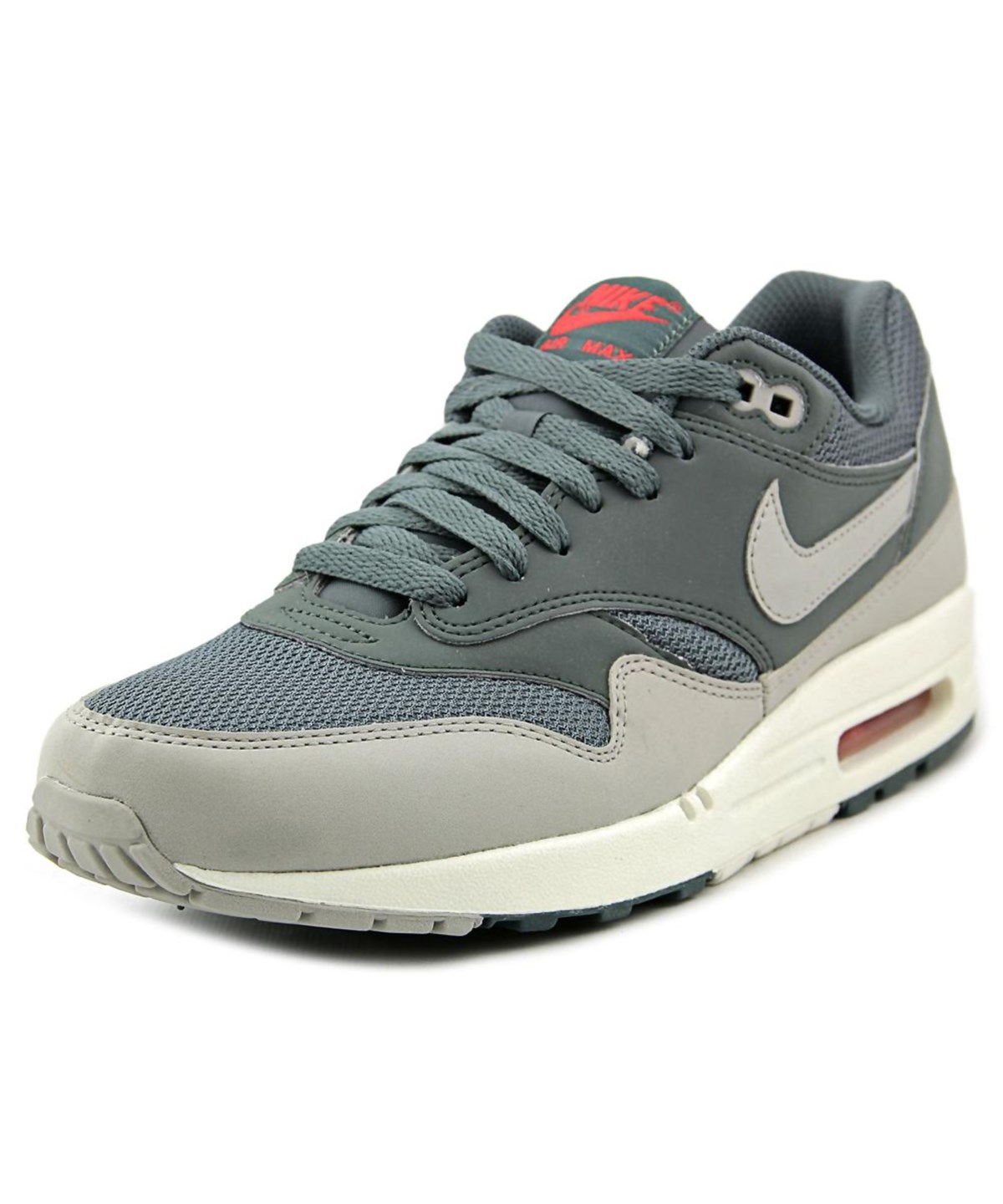 nike round toe trainers