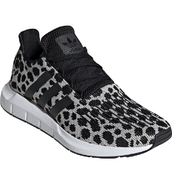 adidas swift run x cheetah