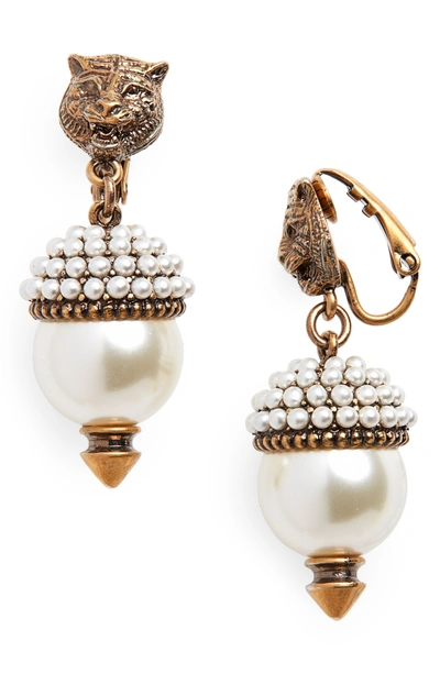 Gucci Fashion Show Feline Head Imitation Pearl Drop Earrings In Gold/ Pearl