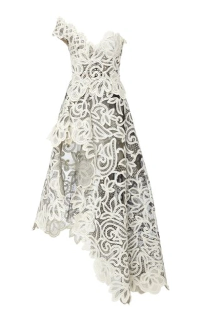 Oscar De La Renta Asymmetric Guipure Lace Tulle Gown In Black/white