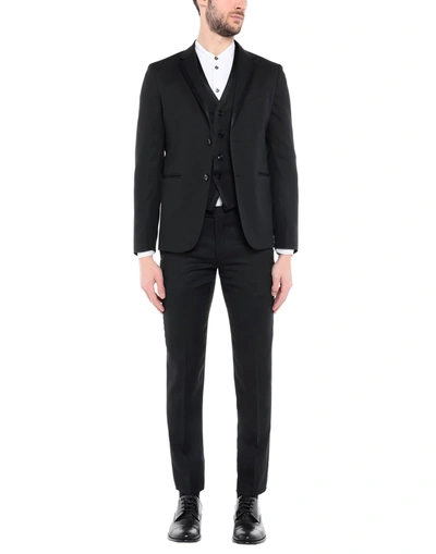 Brian Dales Suits In Black