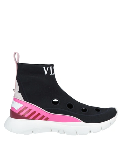 Valentino Garavani Sneakers In Black