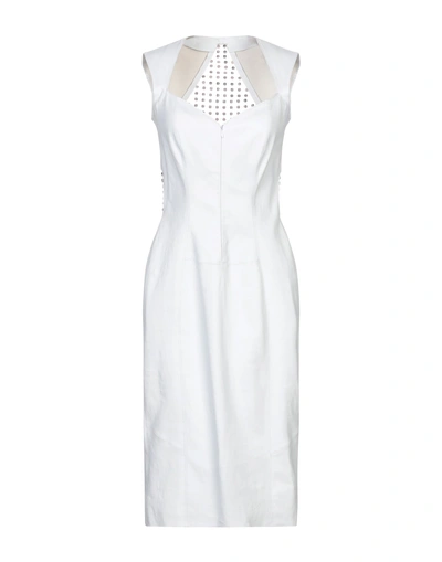 Aphero Knee-length Dress In White