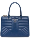 Prada 'diagramme' Handtasche In Blau