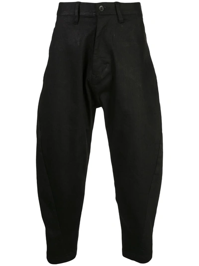 Julius Bending Cropped Denim Trousers In Black