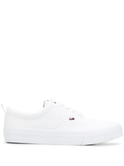 Tommy Hilfiger Contrast Logo Sneakers In White