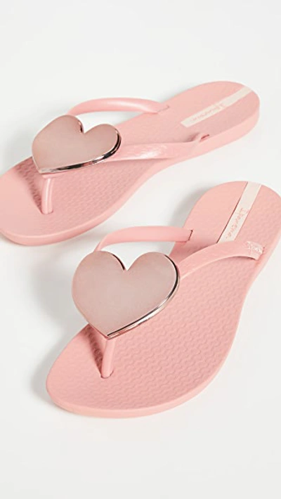 Ipanema Wave Heart Flip Flop In Pink/ Rose