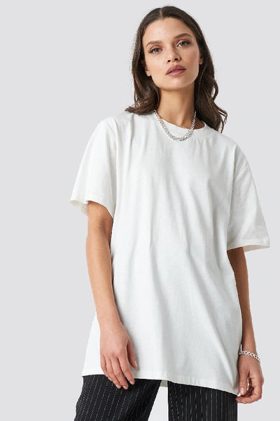Astrid Olsen X Na-kd Solid Oversize Tee - White In Ivory