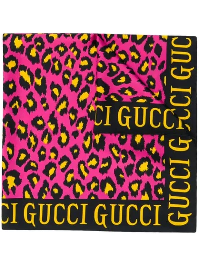 Gucci Scarf With Leopard Print In Pink
