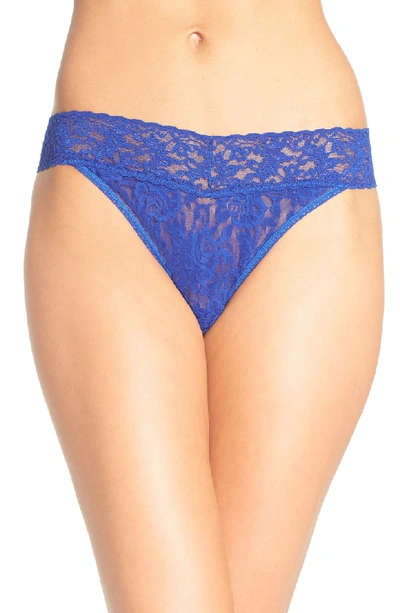Hanky Panky Signature Lace Low Rise Thong In Midnight Blue