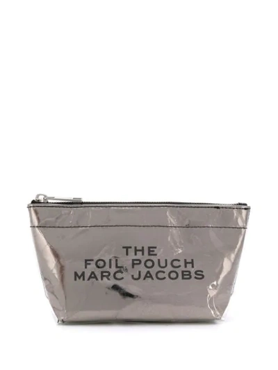 Marc Jacobs The Foil Pouch Cosmetics Case In Silver