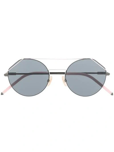 Fendi Eyeline Sunglasses In Black