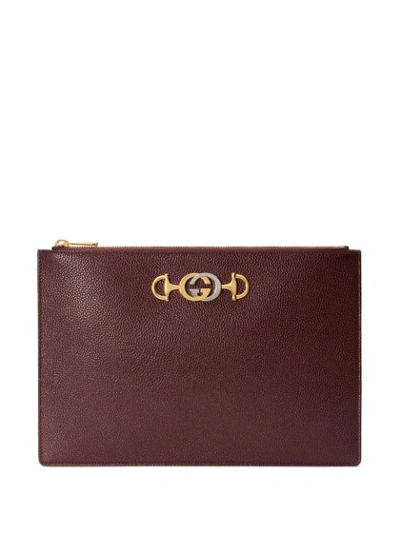 Gucci Zumi Grainy Leather Pouch In Red