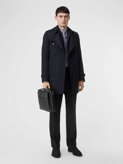 Burberry Short Chelsea Fit Trench Coat In Midnight Navy