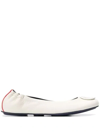 Tommy Hilfiger Logo Plaque Ballerina Pumps In White