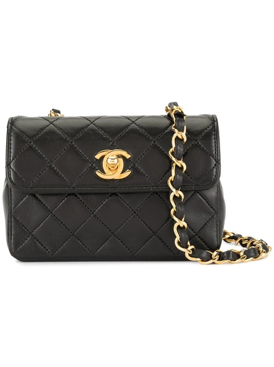 Pre-owned Chanel Cc Logo Chain Shoulder Bag In 黑色