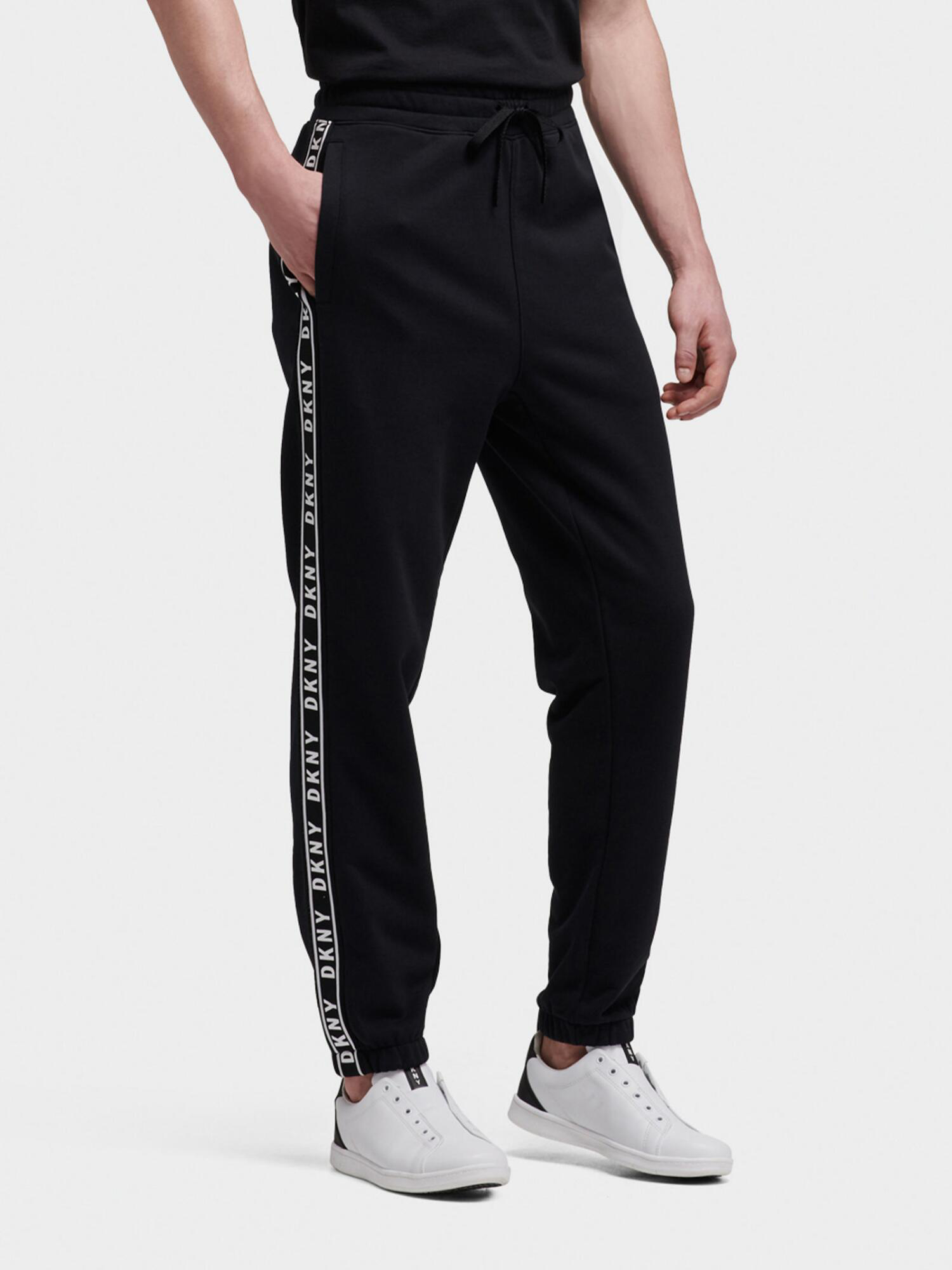 essentials stack logo sweatpant