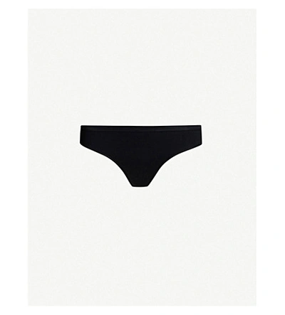 Hanro Seamless Stretch-cotton Thong In 0019 Black