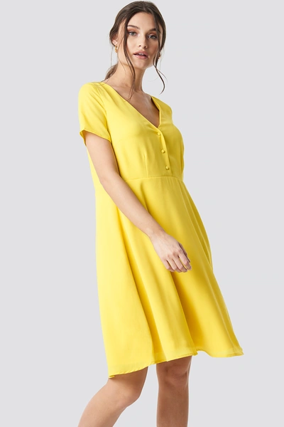Na-kd Button Up Short Sleeve Dress - Yellow In Blazing Yellow