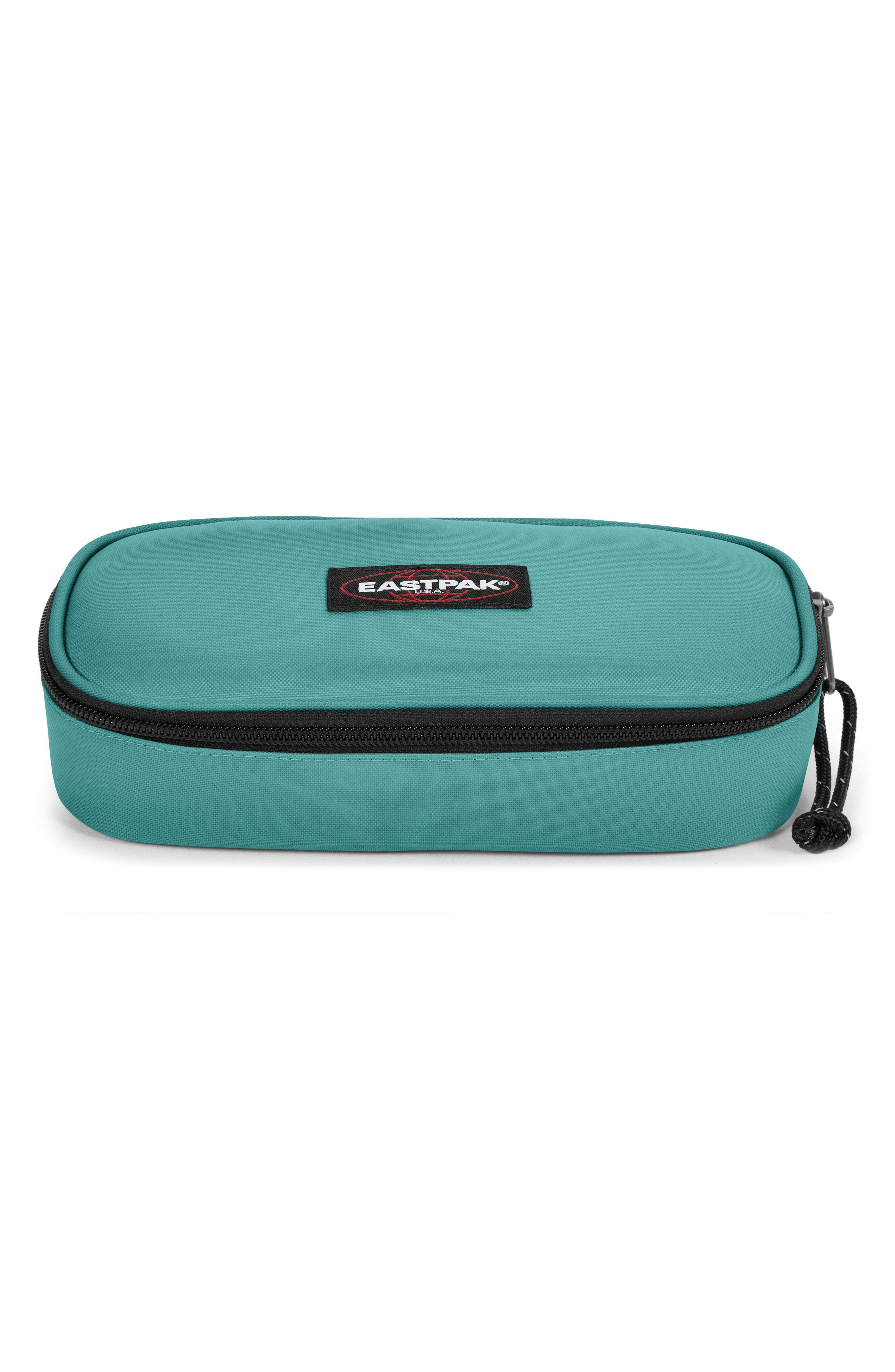eastpak oval up