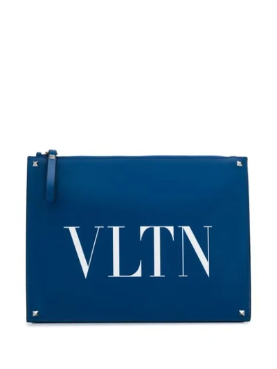 Valentino Garavani Rockstud Vltn Clutch Bag In Blue