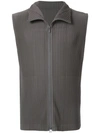 Issey Miyake Pleated Vest Fleece In Grey