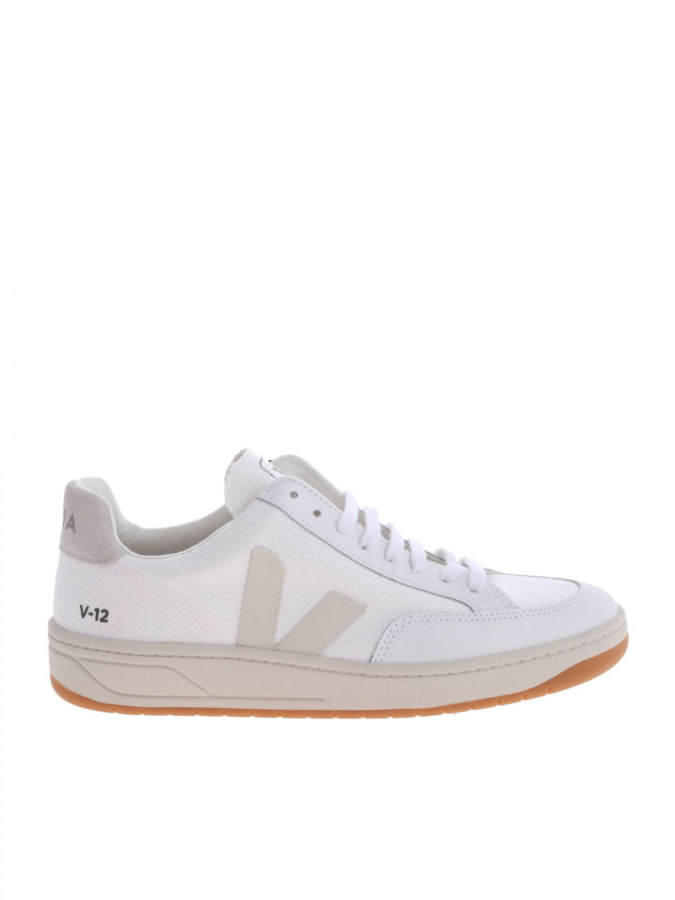 veja v12 all white