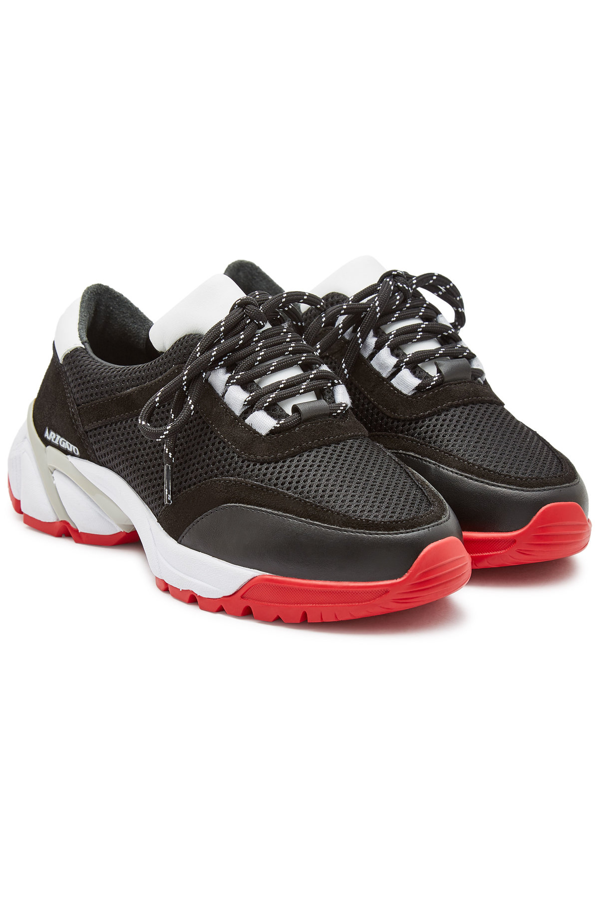 axel arigato tech runner black