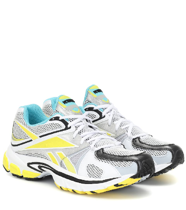 vetements reebok runner 200