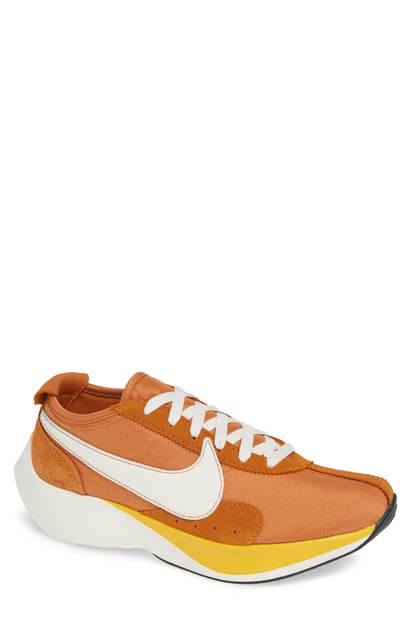 nike moon racer qs monarch